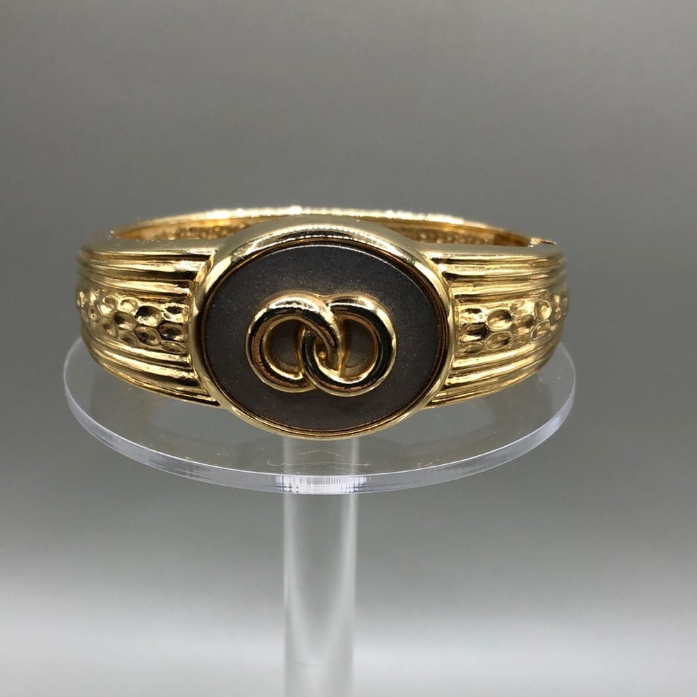 Vintage infinity knots statement style clamper bracelet gold costume jewelry - Picture 2 of 8